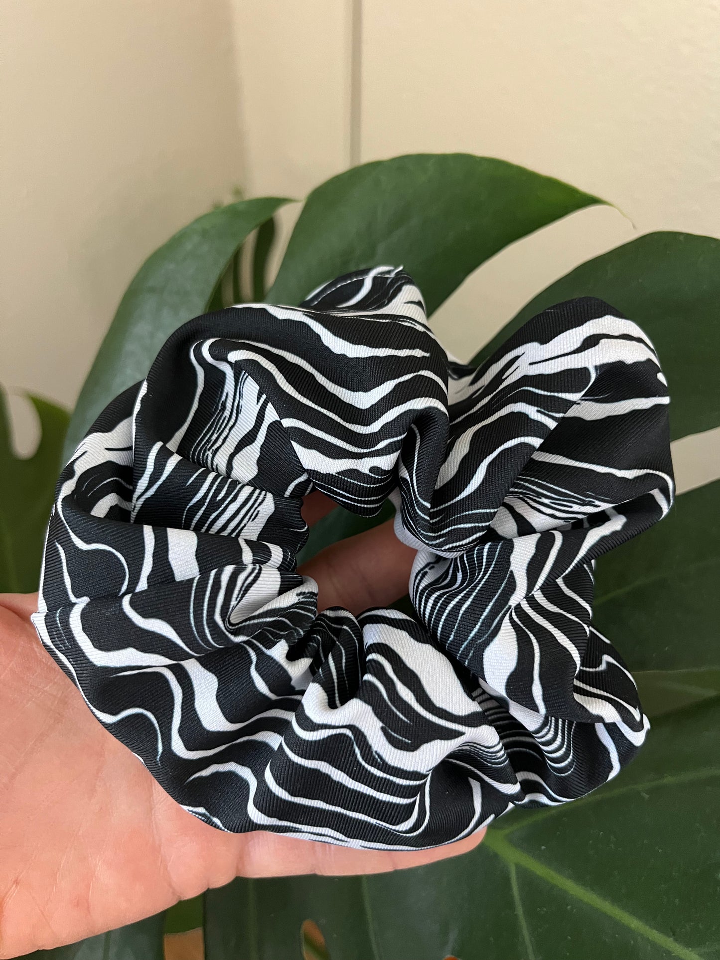 mycelium scrunchie