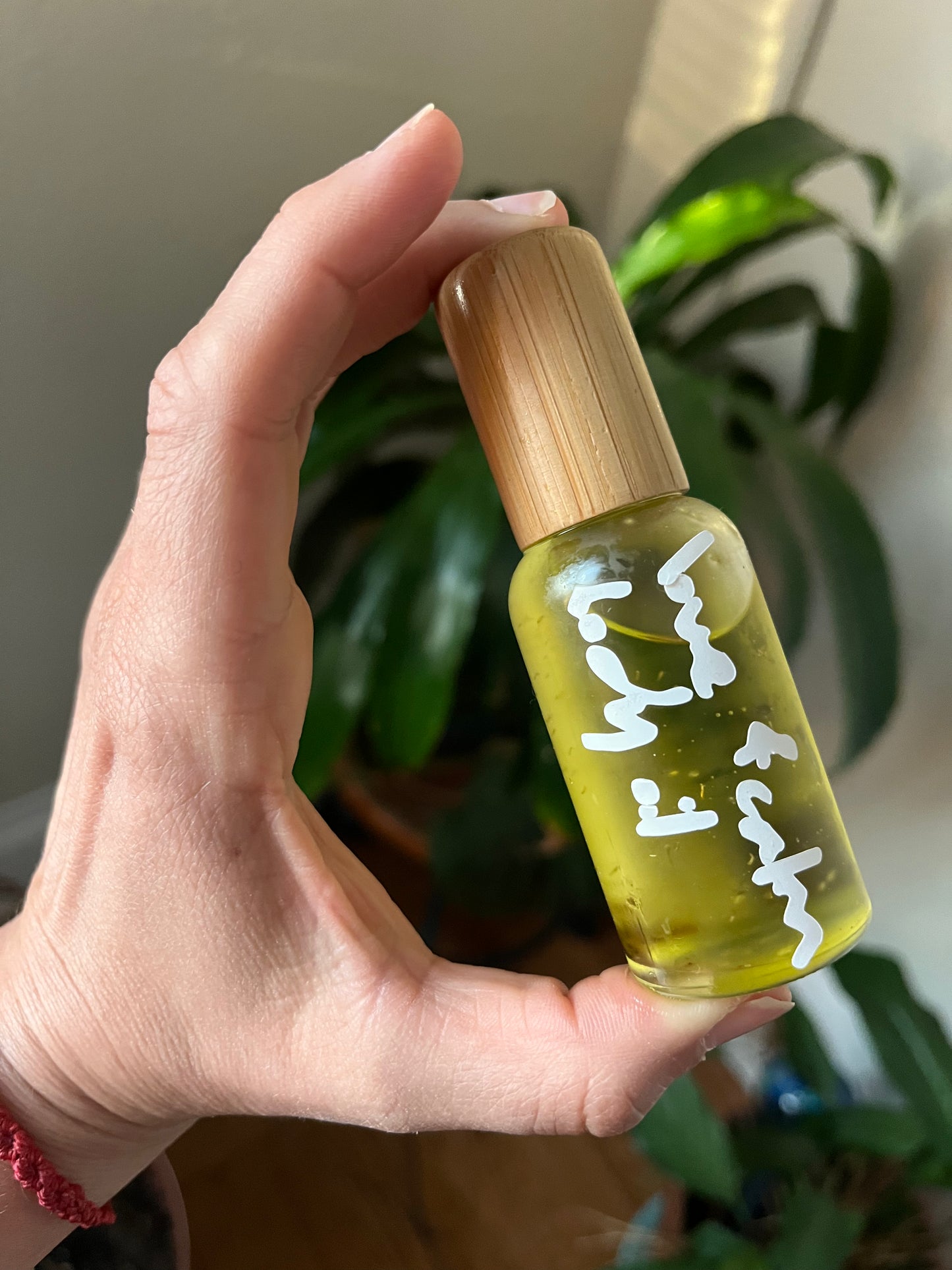 Love & Calm Roll-on Body Oil 1 oz