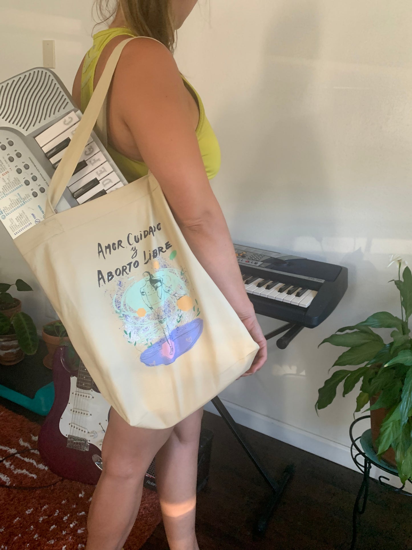 ORGANIC AND VEGAN TOTE: amor, cuidado y aborto libre